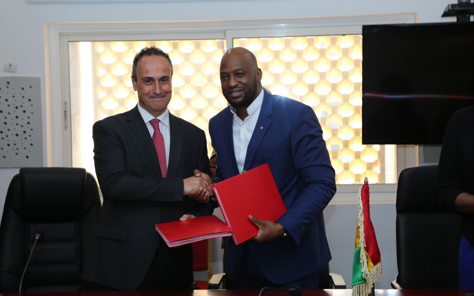 Signature de deux accords intergouvernementaux en Guinée dans les secteurs de la santé et du numérique