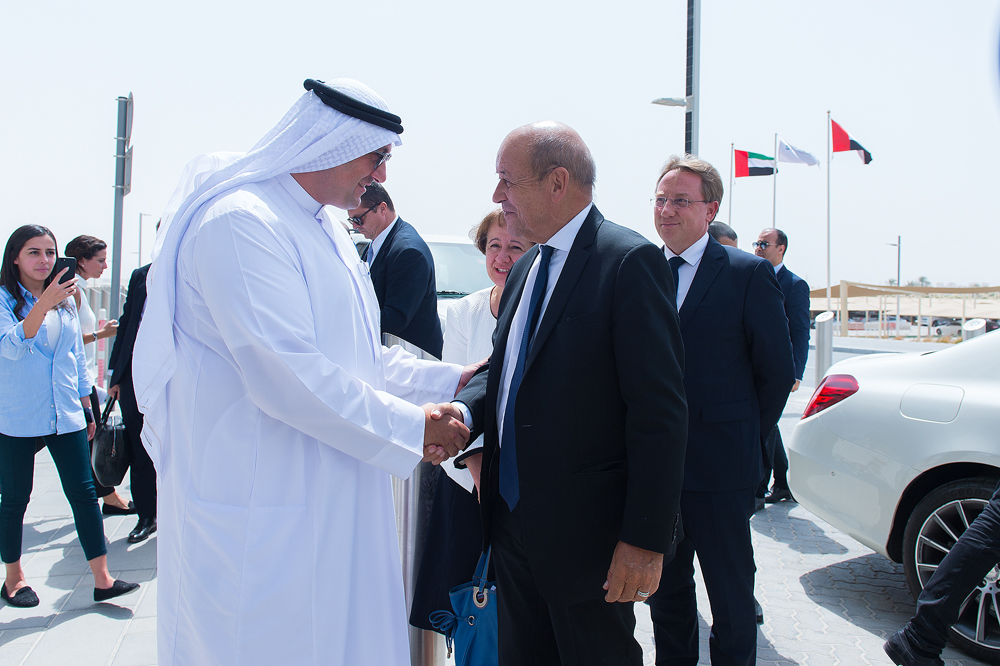 Jean-Yves Le Drian a été accueilli par Mohamed Al Ramahi, Directeur Général de Masdar
