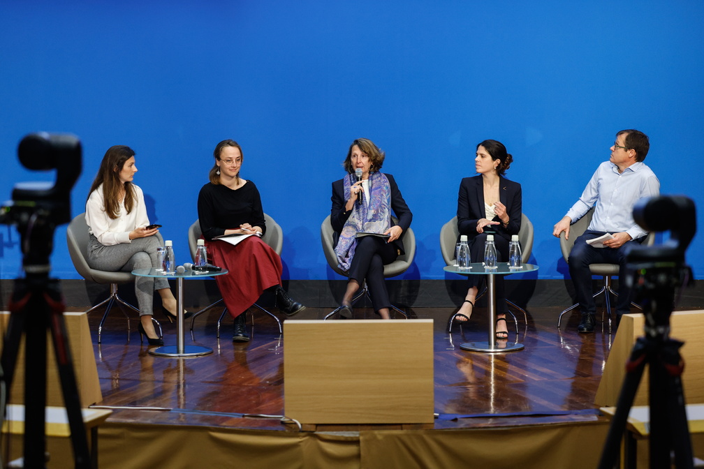 Première table ronde