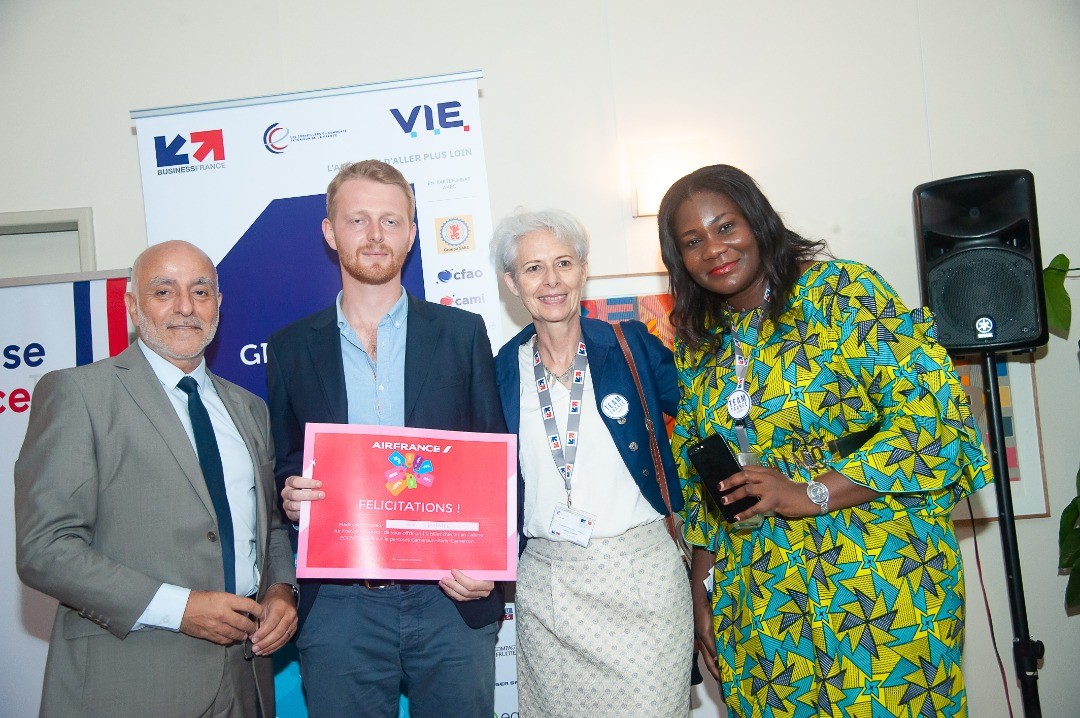 Gérard Roméro, Directeur du bureau Air France à Douala, Jean Duhamel, Catherine Dumarché, Conseiller économique de l’Ambassade de France à Brazzaville et Ingrid Oramalu, son Adjointe