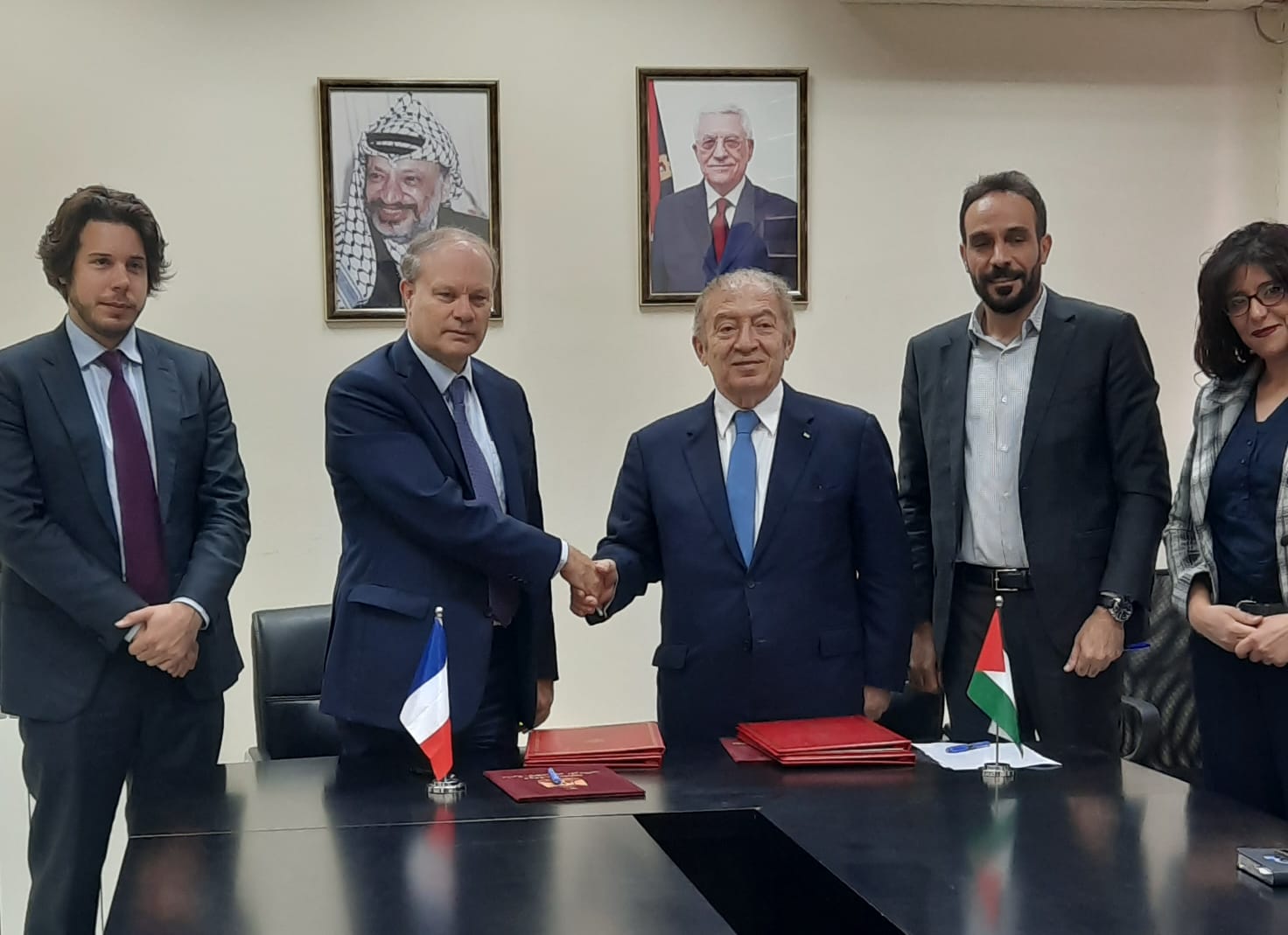 Signature d'un protocole Palestine