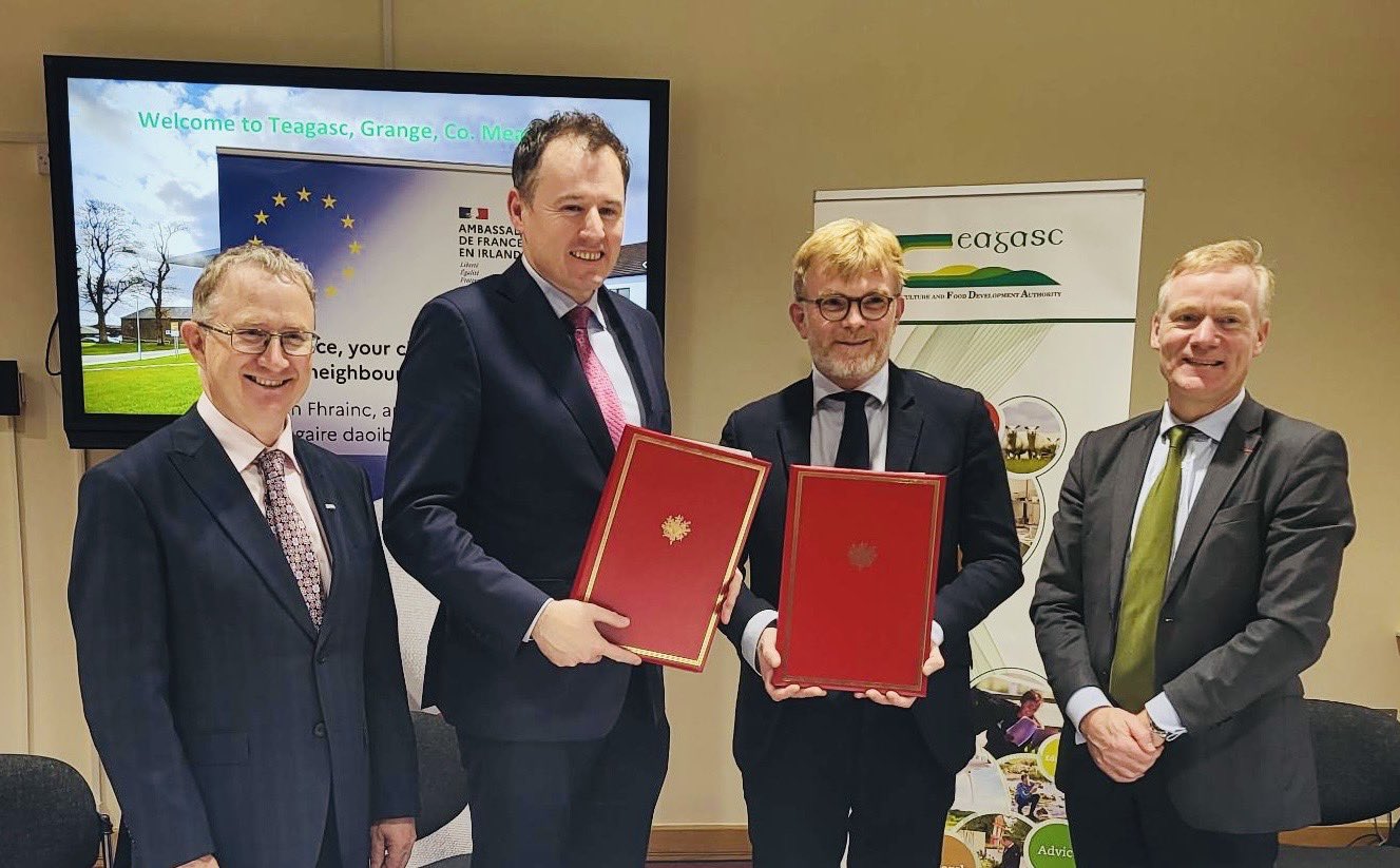 signature de la déclaration d'intention sur le renforcement de la coopération dans le domaine de l'enseignement agricole