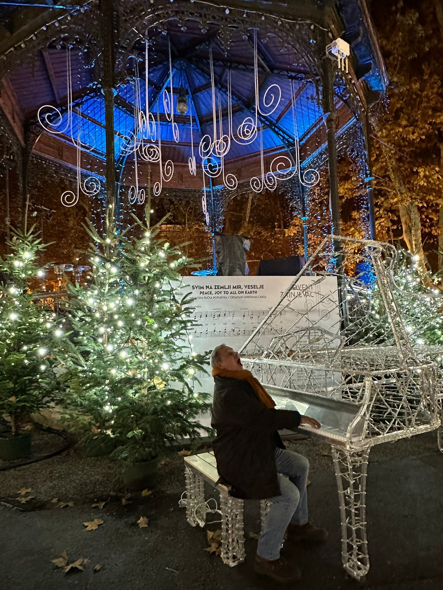 Chanteur de rue No&euml;l ZAGREB 2025