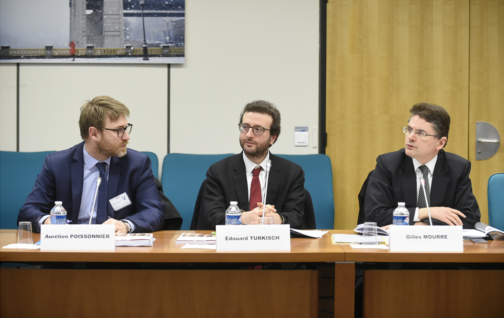 Photo du séminaire sur le rapport de la Commission européenne