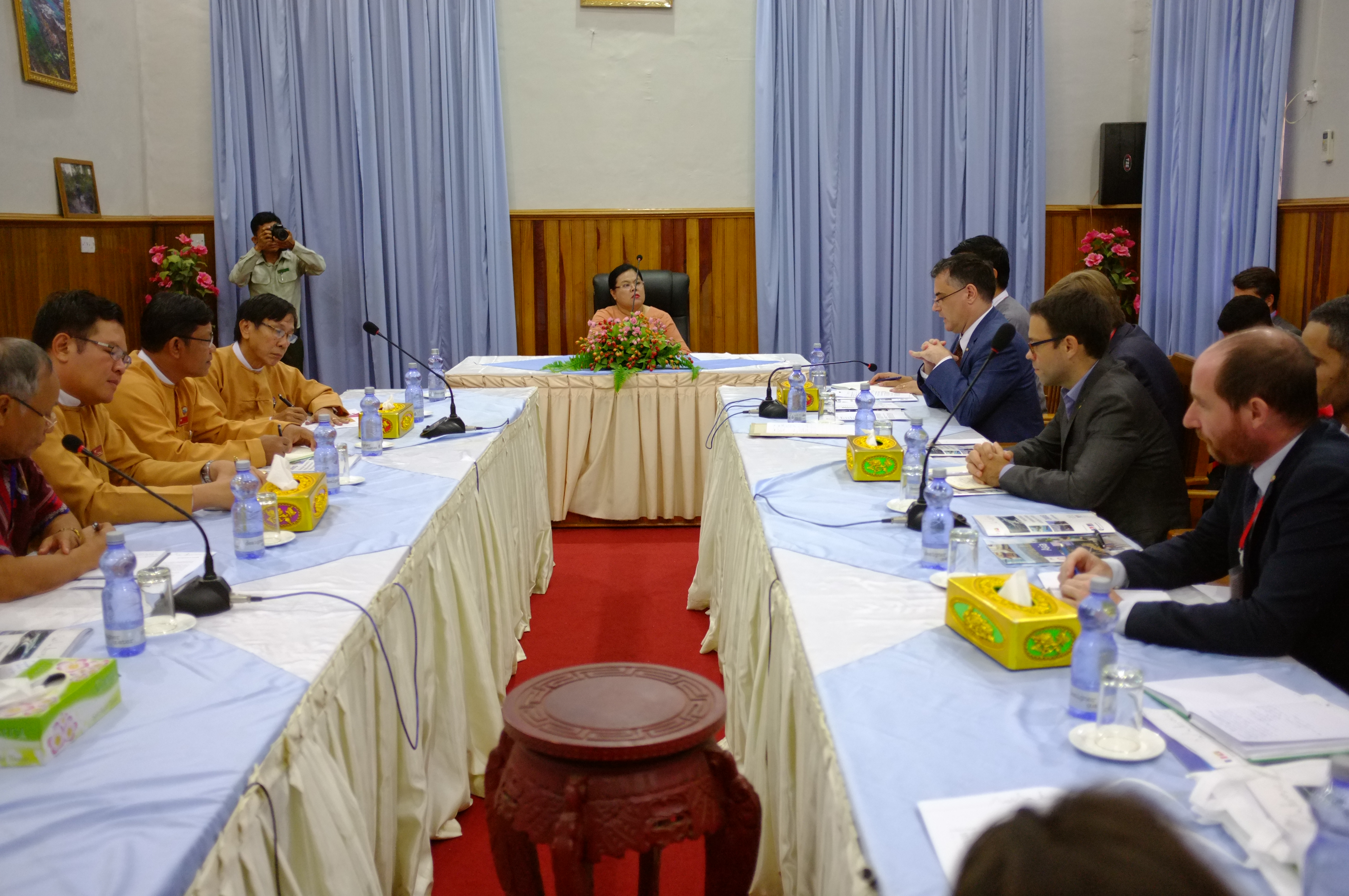 Délégation commerciale dans le Tanintahrayi