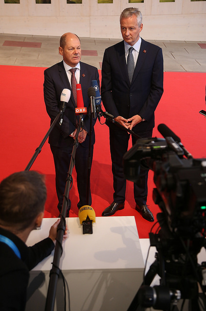 Doorstep des Ministres Le Maire et Scholz (c) BKA