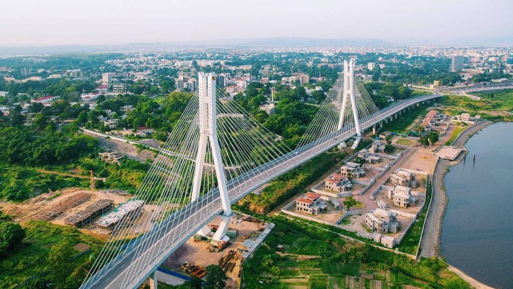 Pont du 15 août 1960 à Brazzaville