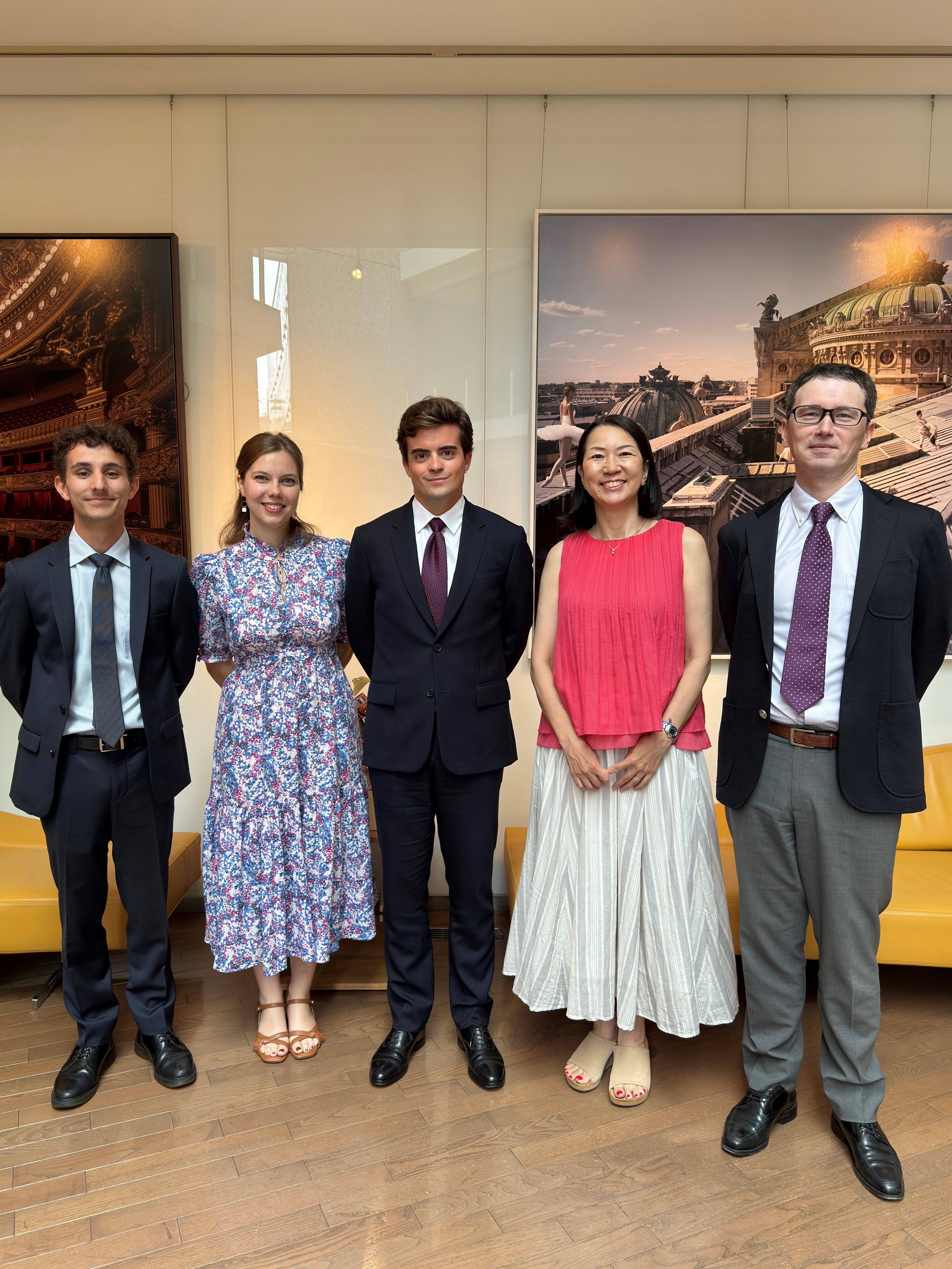 SER de Tokyo - Pôle Économie & Finance - Photo d'équipe